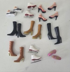 Bratz Doll Shoes Lot Of 10